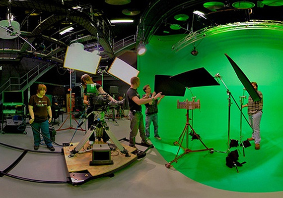 Photographie panoramique du plateau du studio d'effet spéciaux du Studio D